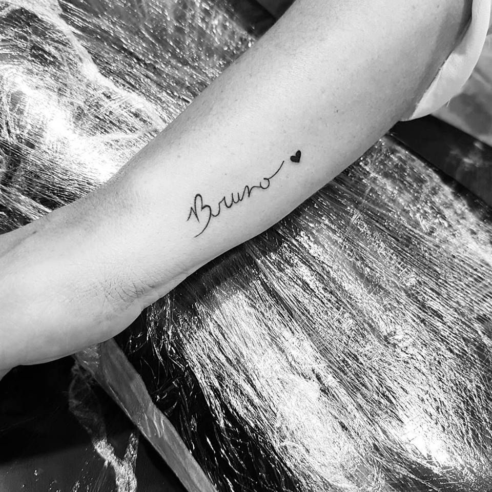 Tatuajes de nombres isaac